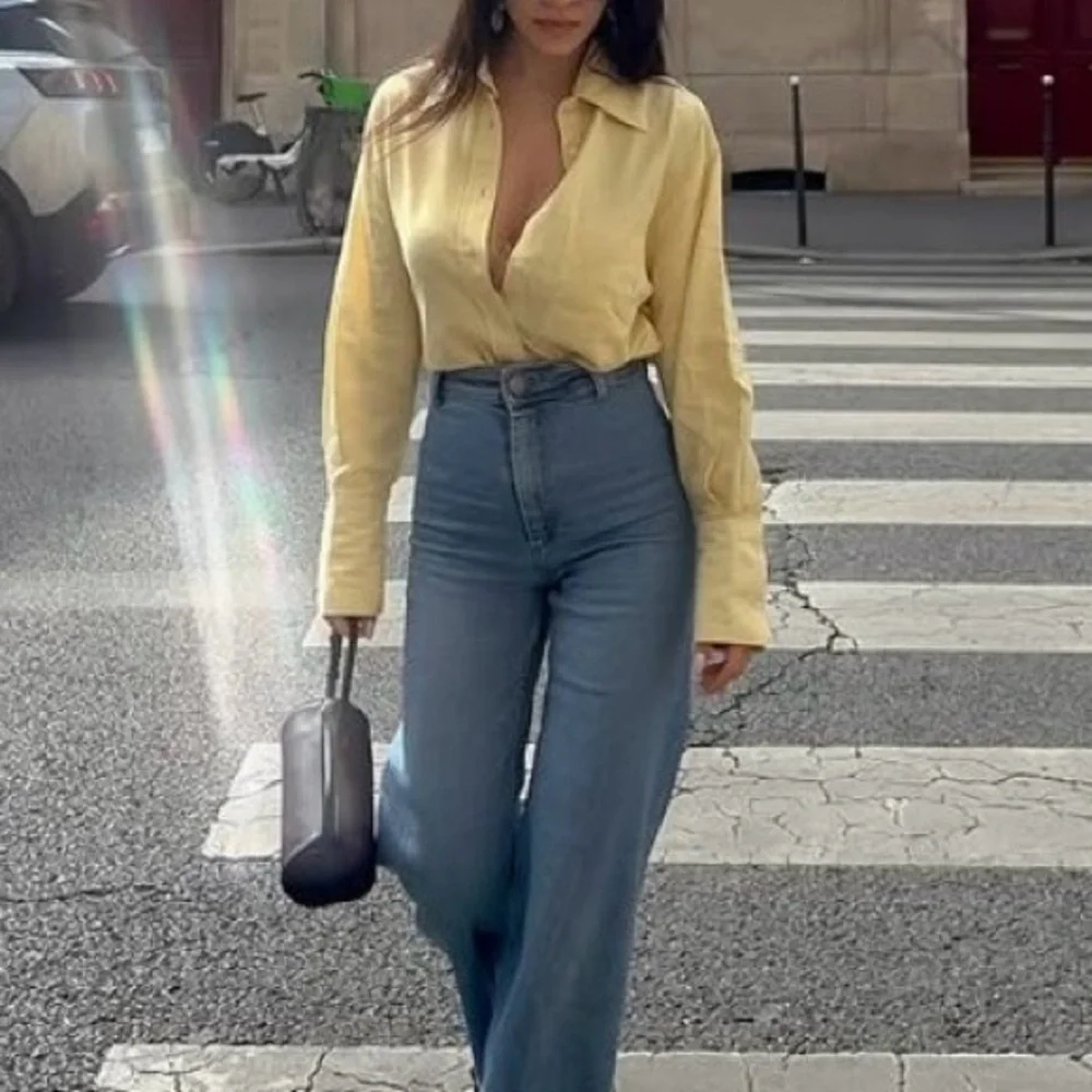 โ๏ธsoldโ๏ธOversized Light Yellow Button Down Shirt - Picture 16 of 16